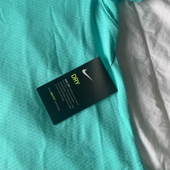 Women’s Mint Nike QZ Performance Shirt - Picture 3 of 8